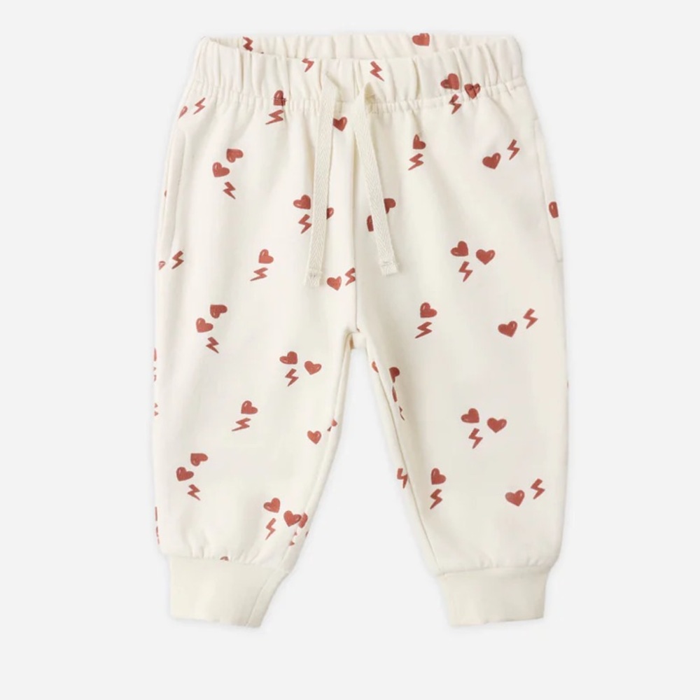 Quincy Mae relaxed sweatpants in electric hearts